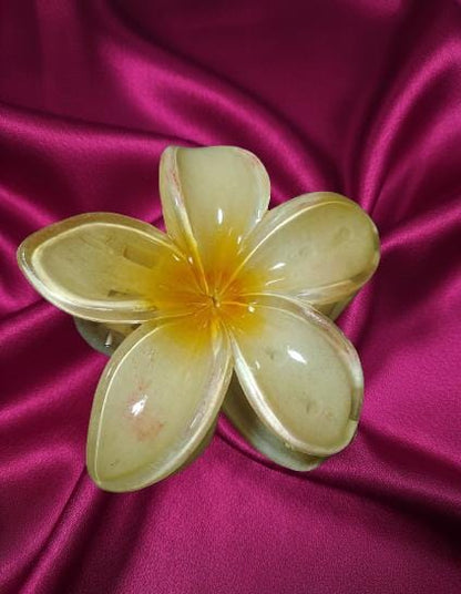 Jumbo Plumeria Claws for girls.
