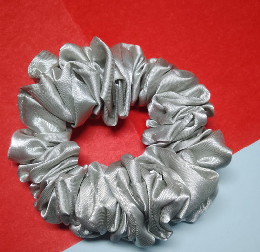 Girls trending scrunchies